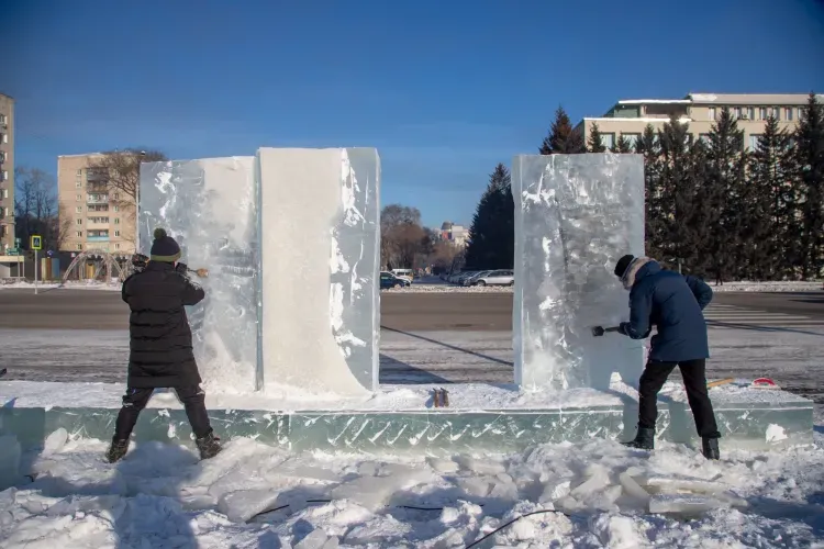 Ледовые скульптуры на площади Благовещенска создадут мастера из Красноярска