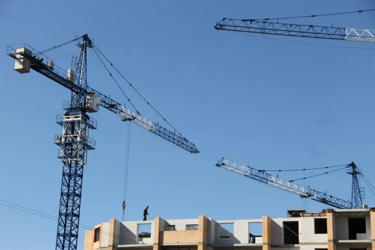 Дома для переселенцев из аварийного жилфонда продолжают строить в Сковородинском округе