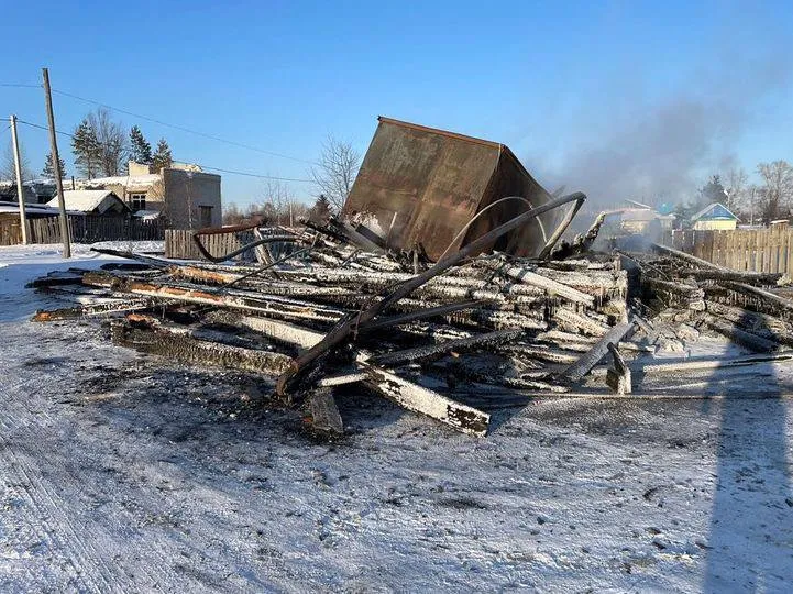 Пожар на водонапорной башне в Магдагачинском районе оставил людей без воды