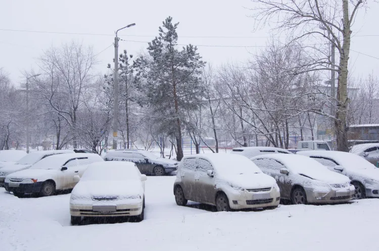 В угоне машины с автостоянки подозревают работника базы в Белогорске
