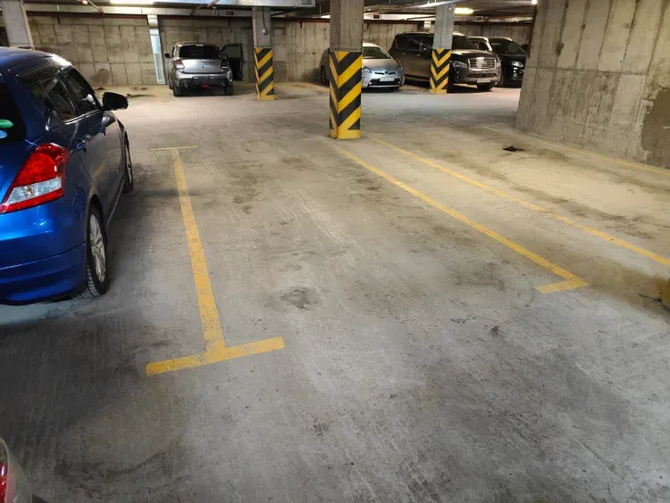 Хранение покрышек на подземной парковке грозит россиянам большим штрафом