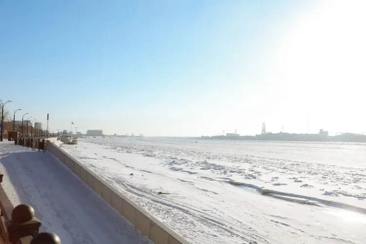 Хоккей на льду Амура между Китаем и Благовещенском возобновят спустя три года