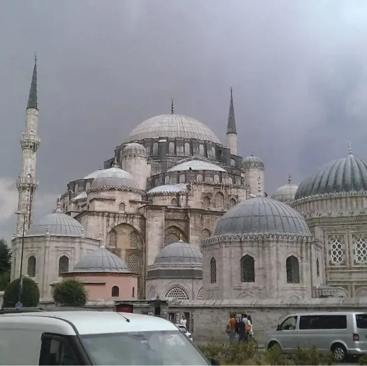 Снегопад и дожди в зоне сокрушительного землетрясения в Турции прогнозируют синоптики