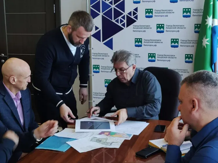 Новый парк Белогорска попросили не оставлять на ночь без охраны