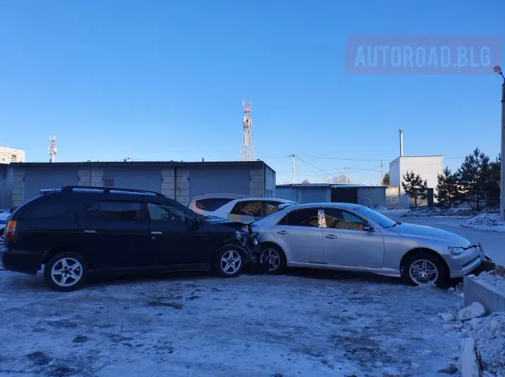 Массовая авария с иномарками произошла в микрорайоне Благовещенска