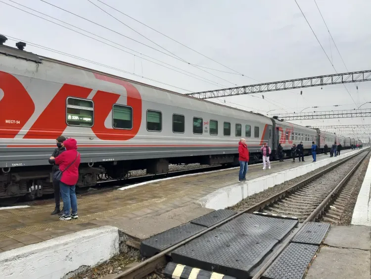 Выговор за снеговика-путешественника получили железнодорожники