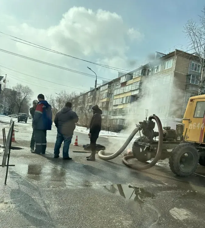 Авария оставила без отопления 37 домов в Благовещенске 
