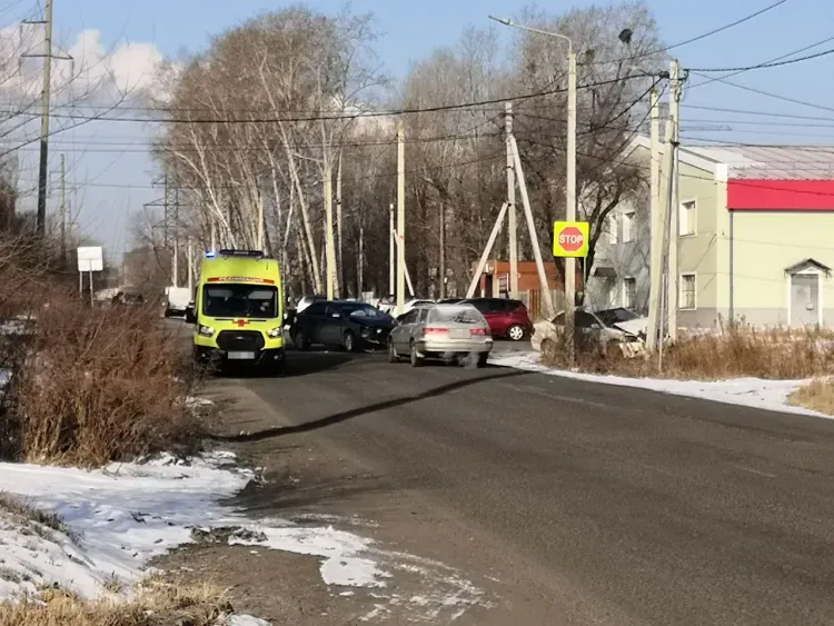 Женщина-водитель пострадала в утреннем ДТП в Благовещенске