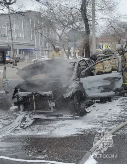 Автомобиль сгорел в центре Благовещенска