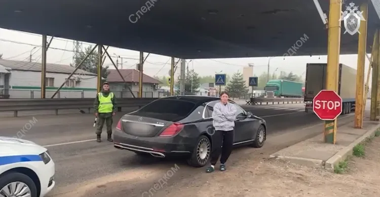 Видео задержания блогера Елены Блиновской опубликовал СК