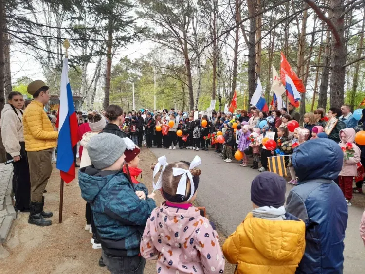 День Победы сплотил жителей Благовещенского округа для совместного пения