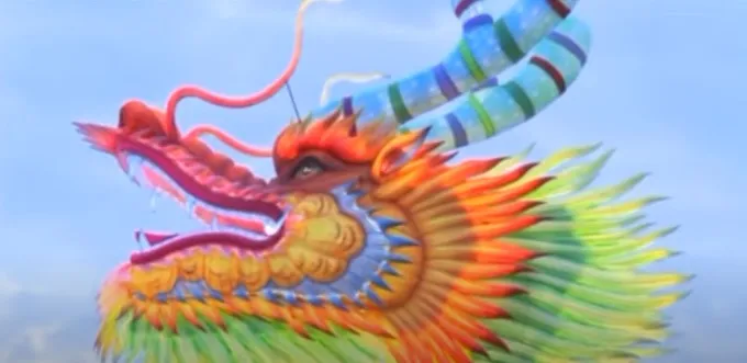 Светящихся дракона и жар-птицу установили в Хэйхэ к международной ярмарке