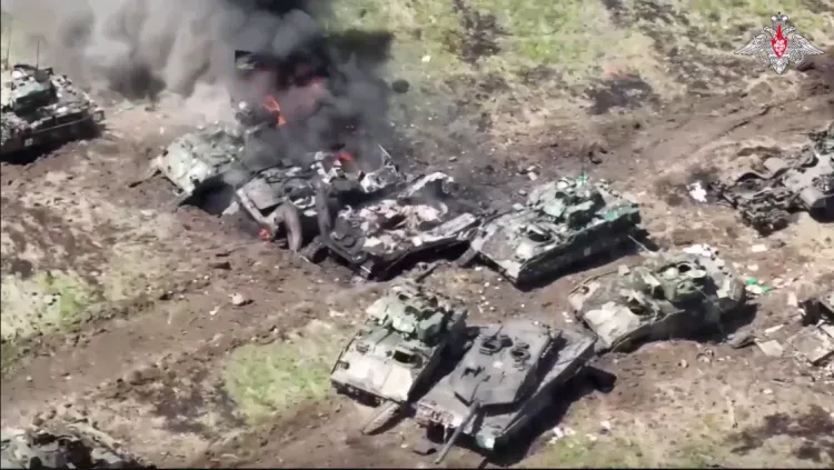 Уничтоженные танки Leopard и БМП Bradley показало Минобороны