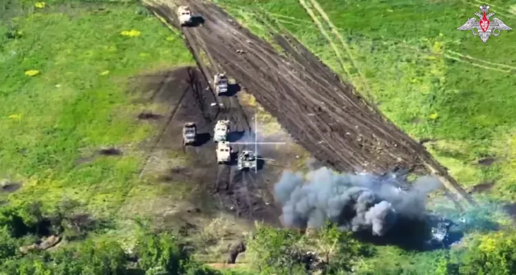 Массовый подрыв бронетехники ВСУ на минах показало Минобороны