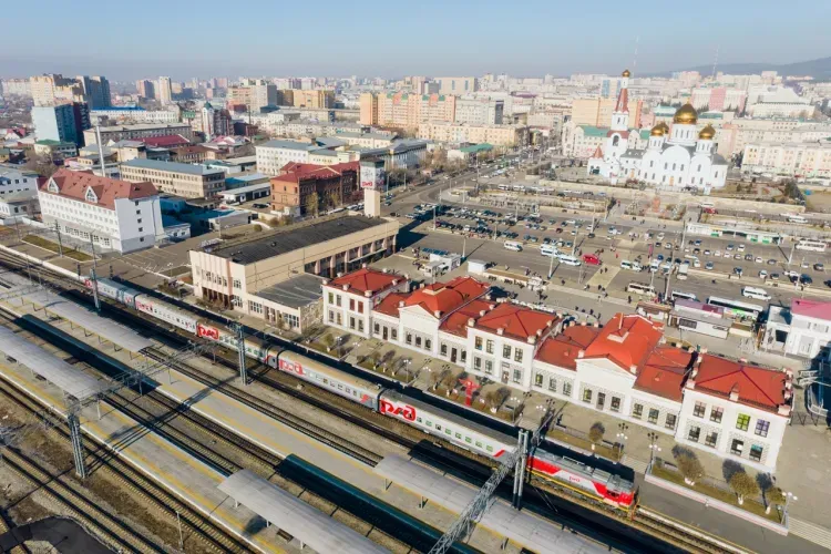 Сервисом доставки малогабаритных посылок на вокзалах ЗабЖД воспользовались более 2 тыс. отправителей