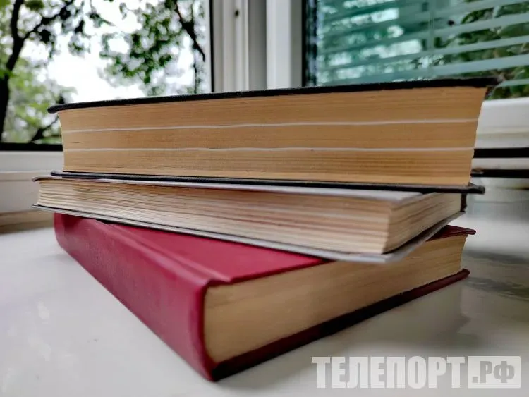 Тесты на коронавирус заменили книгами в Китае