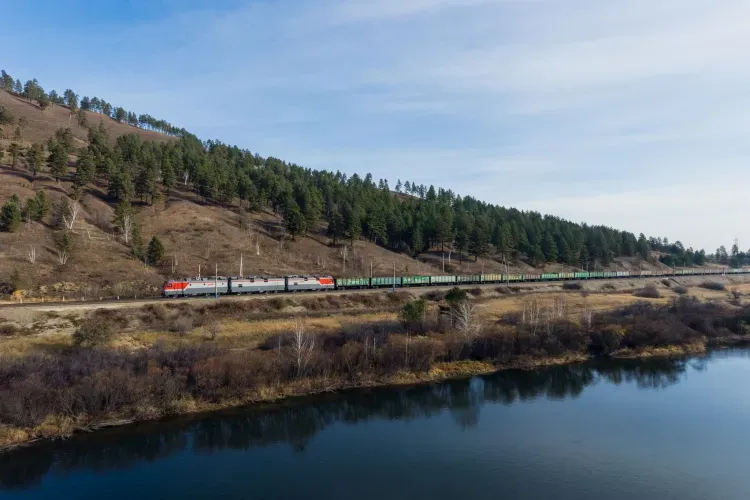 Погрузка грузов на ЗабЖД выросла более чем на 15% в июле 2023 года