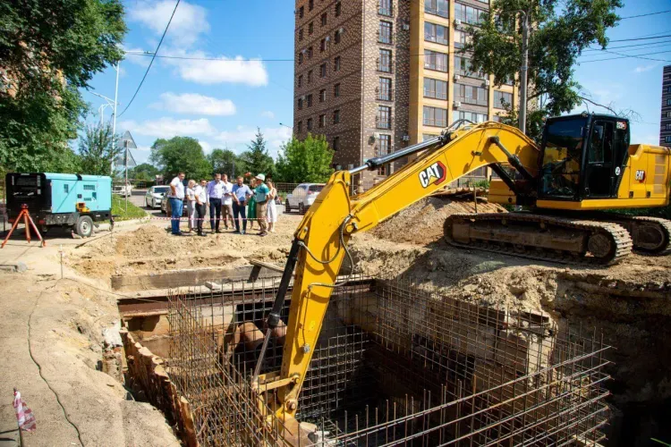 Ремонт теплосетей на двух участках Благовещенска завершится позже