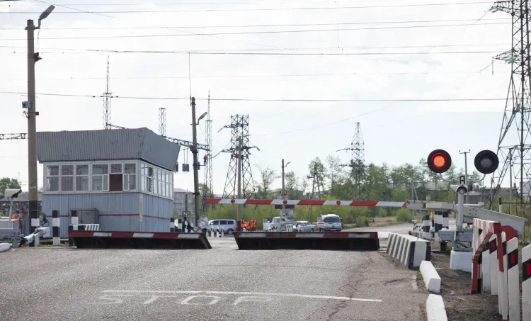 Количество нарушителей ПДД при пересечении железнодорожных переездов на ЗабЖД снизилось в полтора раза