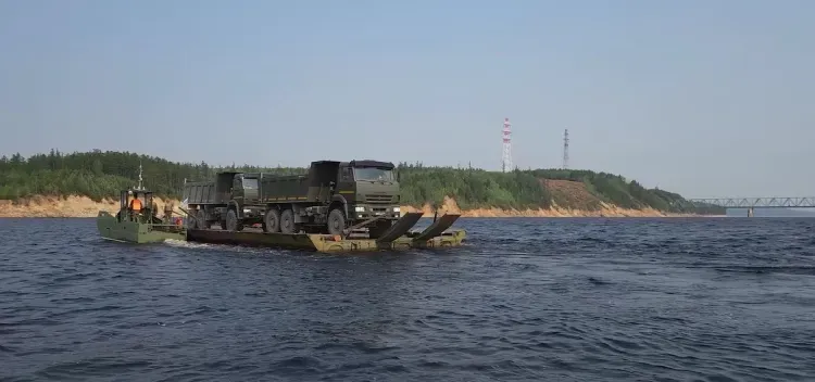 Через Зейское водохранилище переправили 9 тыс. техники для реконструкции БАМа
