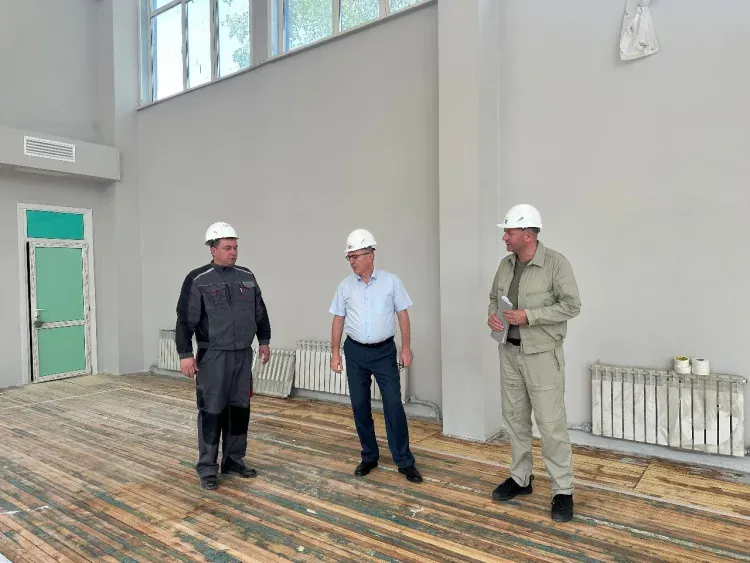 В Зее подходит к концу капремонт самой большой школы города 