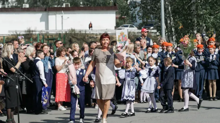В школы города Тынды пришли 4200 учеников