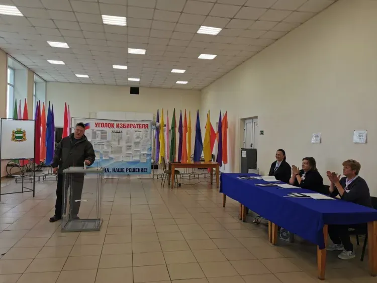 Более 700 избирательных участков открылись в Амурской области