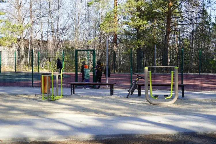 Два пространства благоустроили в микрорайонах Свободного