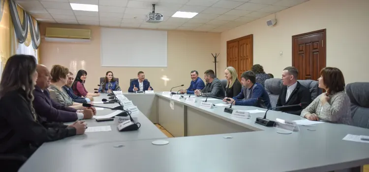 Почти миллион рублей получили амурские "управляйки" на благоустройство своих домов 