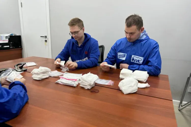 Салфетки от амурчан отправят в госпитали в зоне СВО