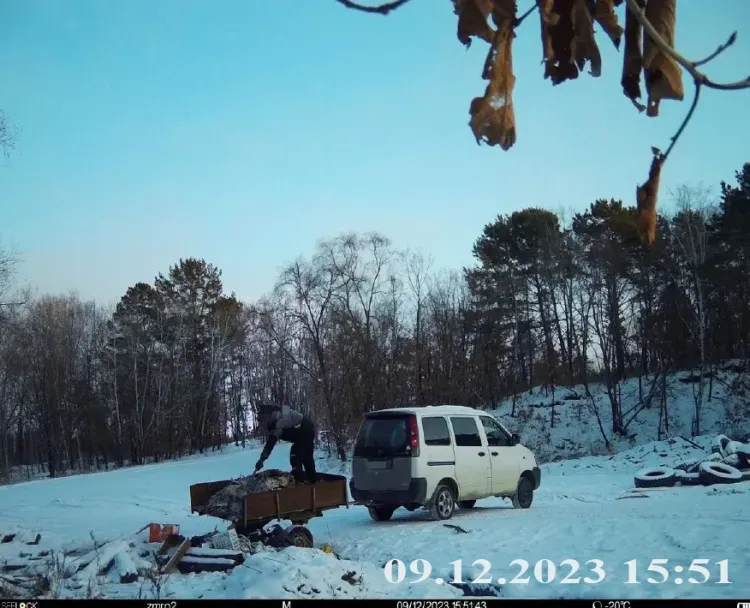 Два штрафа заплатит амурчанин за выгрузку мусора в неположенном месте