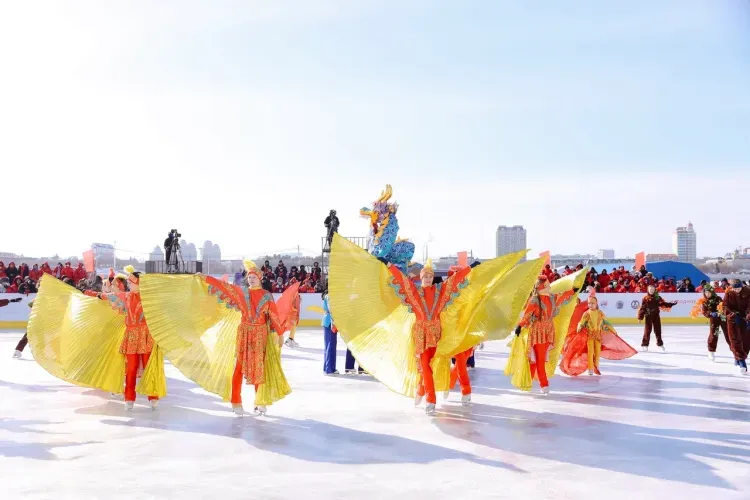 Российско-китайские зимние игры стартовали на Амуре