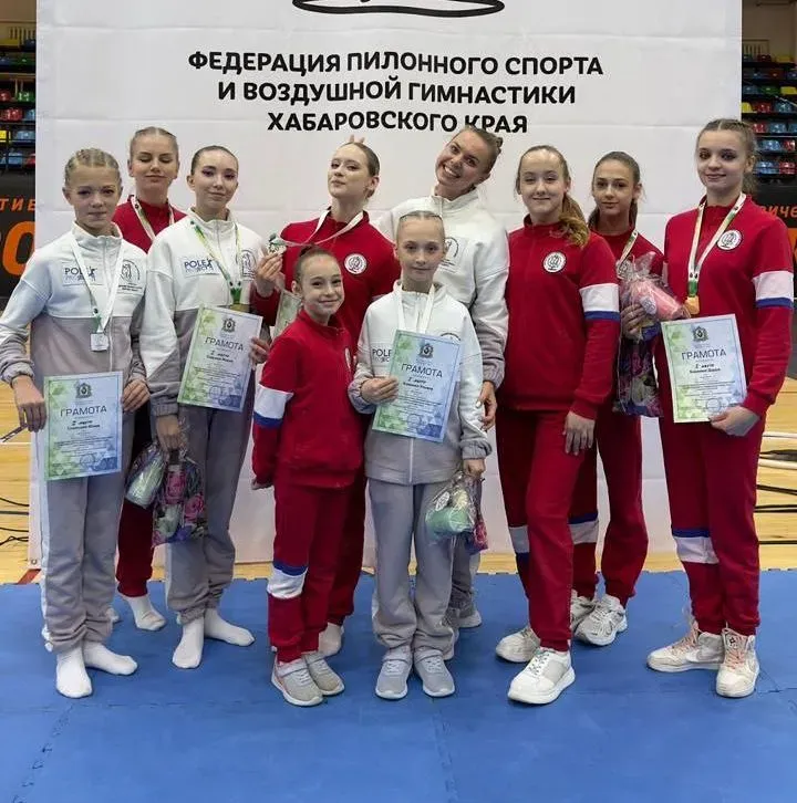 Множество медалей завоевали амурские спортсменки на турнире по пилонному спорту