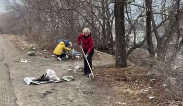 Массовые субботники стартовали в Благовещенске