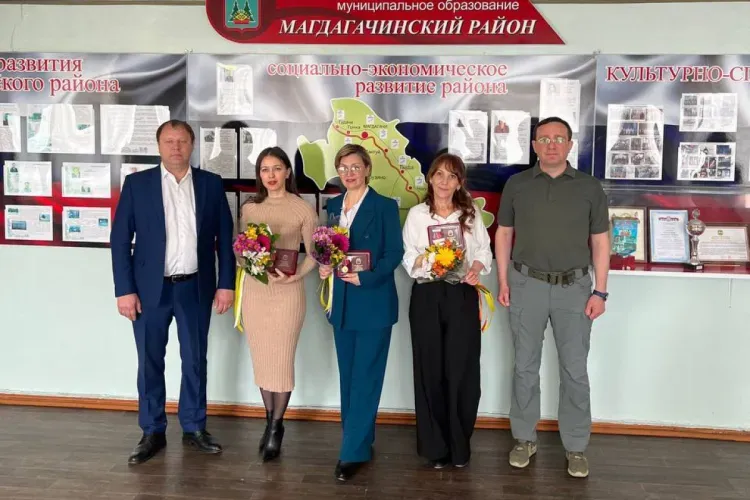 Медали за содействие СВО вручили амурским волонтерам