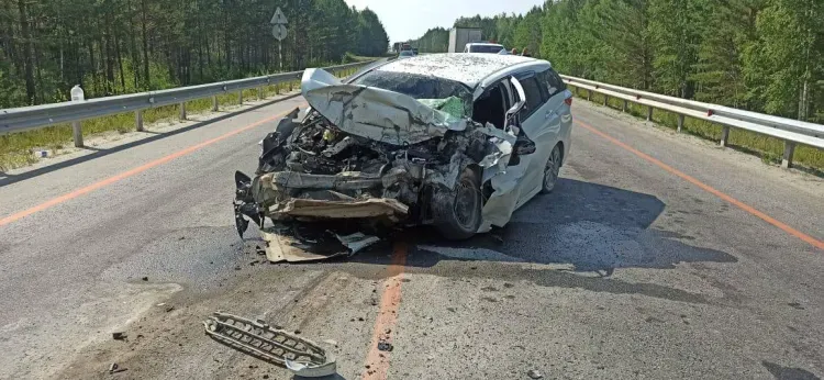 Водитель универсала погиб в ДТП с большегрузом