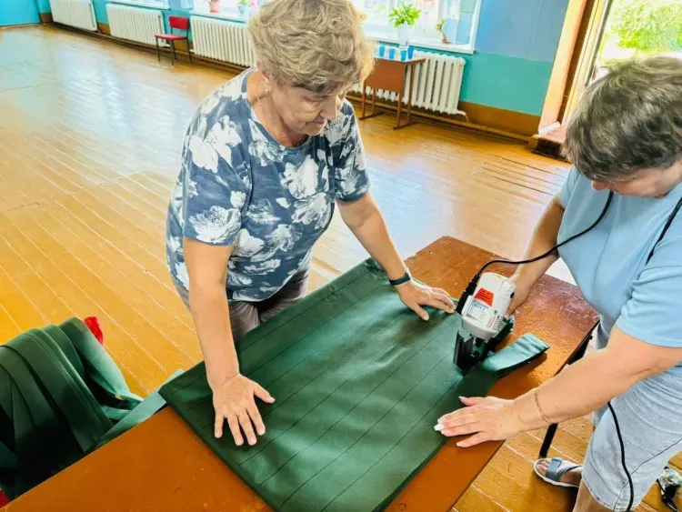Производство маскировочных сетей для бойцов СВО совершенствуют амурчане