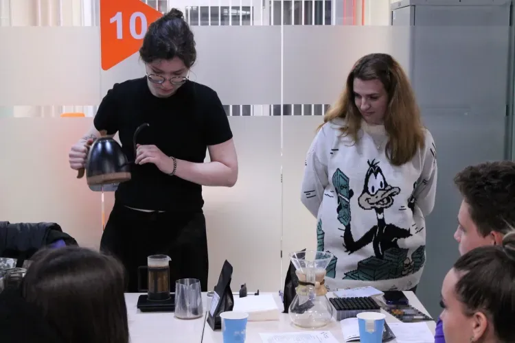 Роллы готовили на профориентационном "движе" в Райчихинске