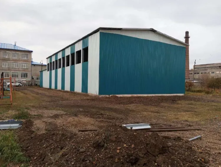 Второй спортзал в школе поселка Серышево разгрузит очереди из желающих тренироваться