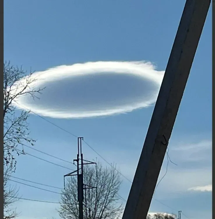 Радужные облака появились в небе над Амурской областью