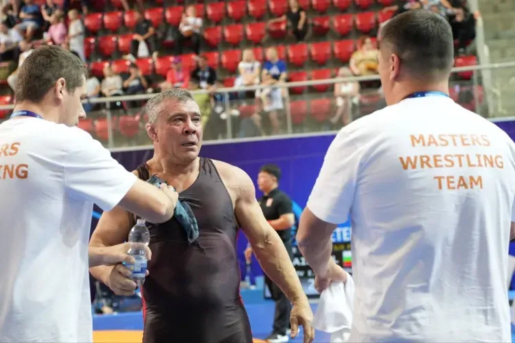 На закате карьеры амурчанин стал чемпионом мира по греко-римской борьбе