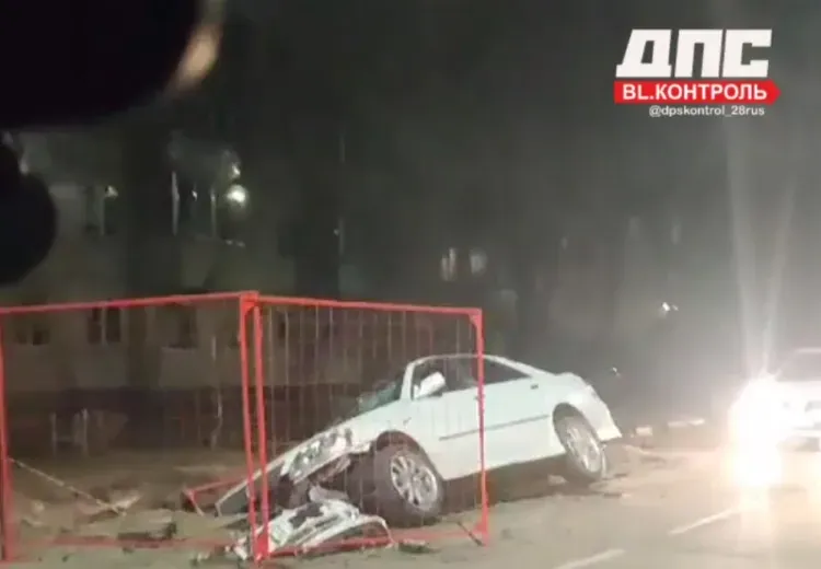 Машины улетали в кюветы ночью в Благовещенске