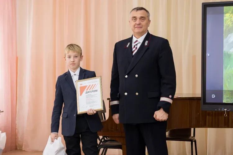 ЗабЖД назвала победителей межрегионального конкурса плакатов «Железная дорога БЕЗ ОПАСНОСТИ»