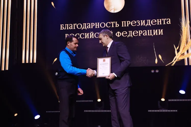 Рекордный урожай собрали аграрии Амурской области