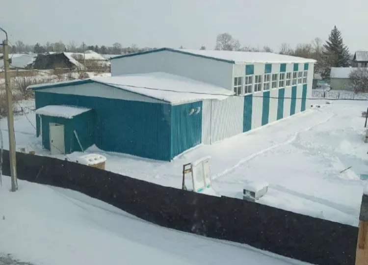 Модульный школьный спортзал в Серышеве прошел первую приемку