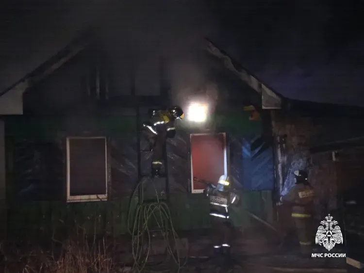 Дети погибли при пожаре в Приморье