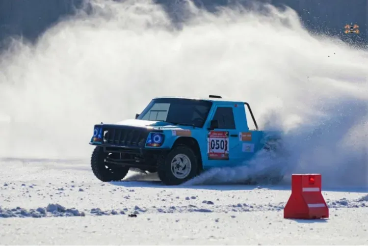 Амурчане стали победителями автогонок на льду в Китае