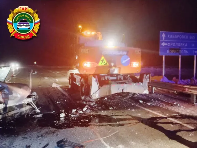 Трагедией закончилось ДТП с экскаватором на трассе "Амур"