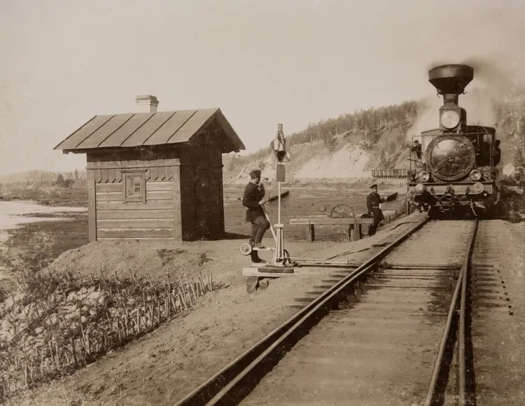 ЗабЖД предоставила уникальные исторические фотографии для выставки в Музее декабристов