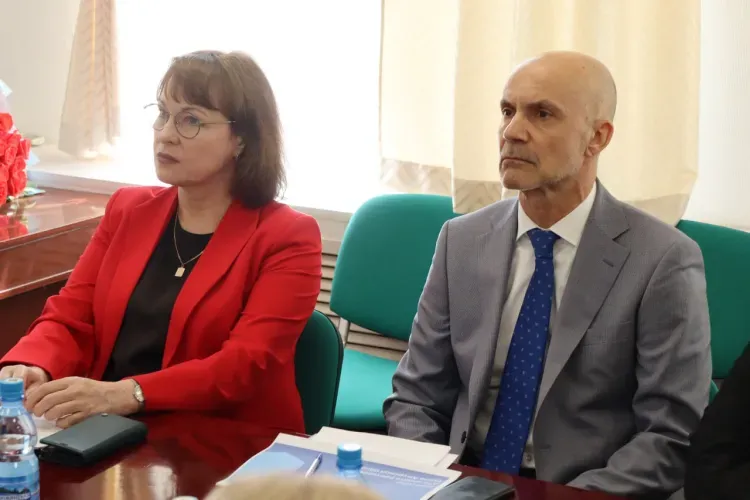 Ректор АмГУ Андрей Плутенко покидает свой пост